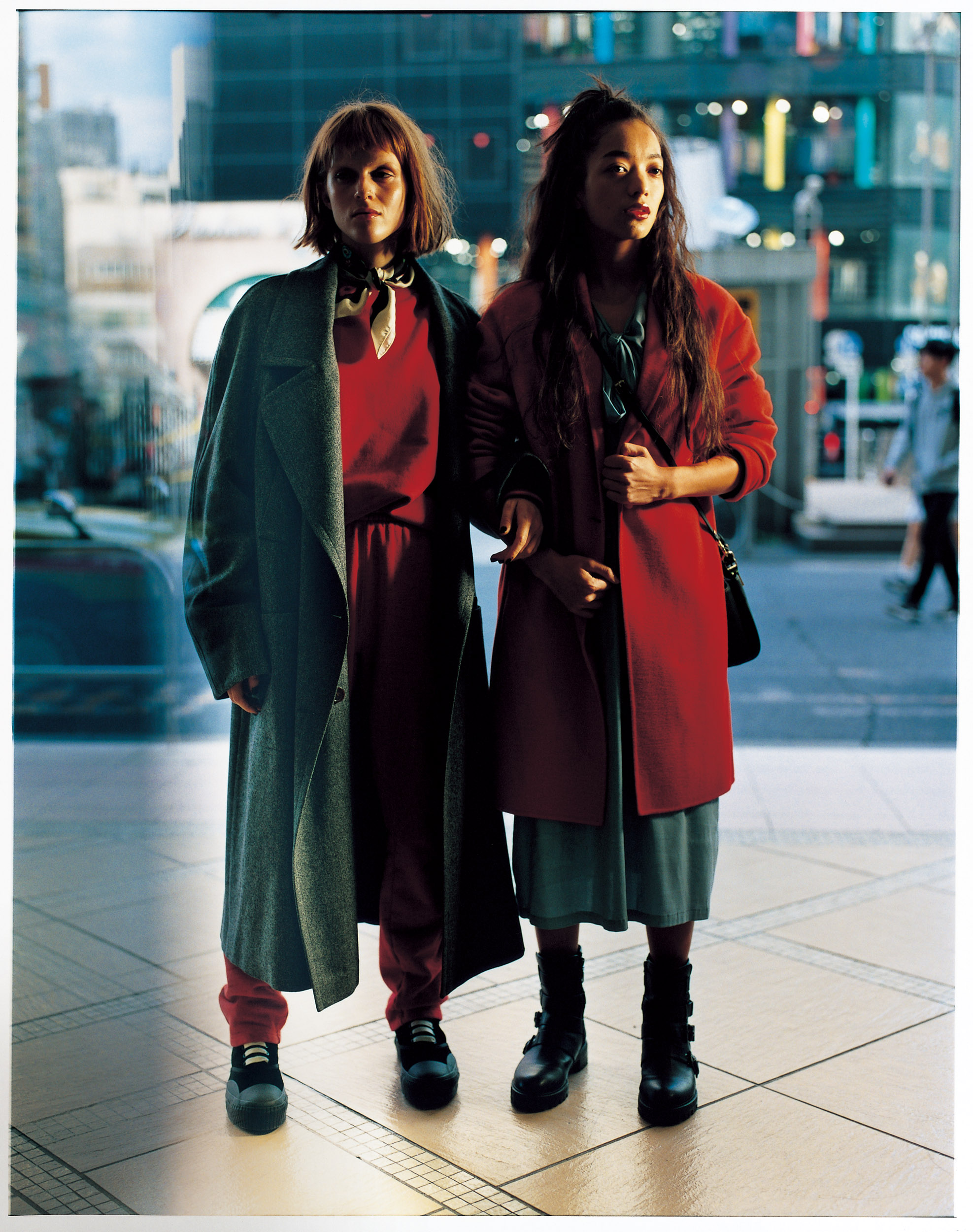 冬のコートはもう決めた？COAT in Town 街歩きのお供に – 軽快な一枚