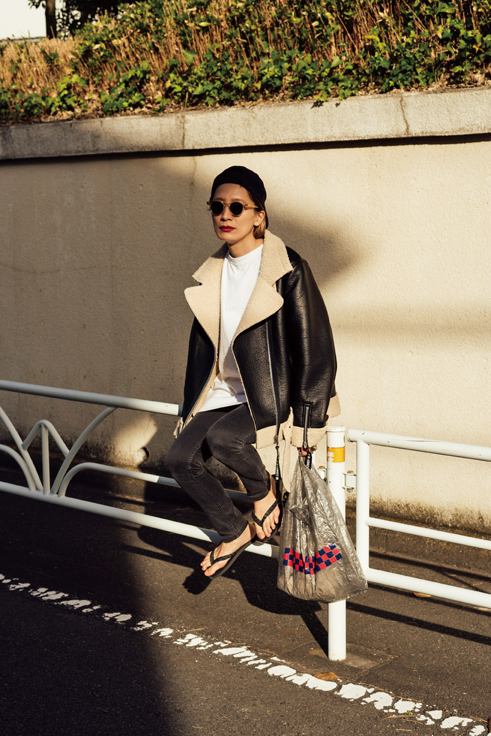 2025 トリーバーチ　キャットプリントTシャツ 　畠山千明さん着用 ストリート＆SNSをお騒がせ中! おしゃれマスターの私服一挙公開：02