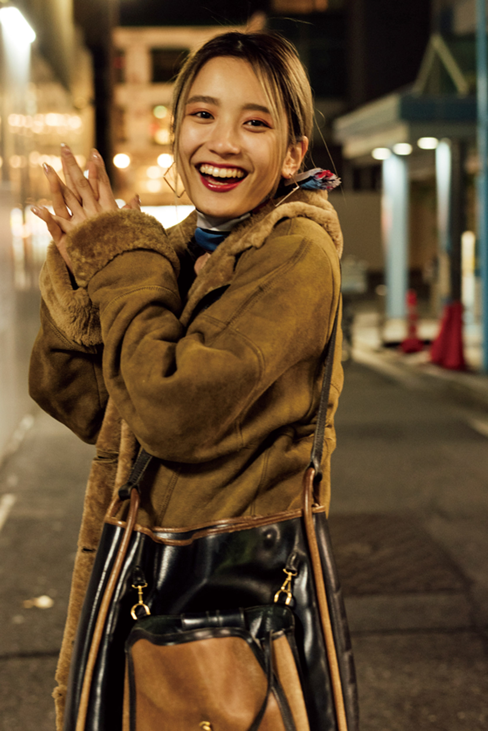 母のおさがりのレザーバッグ