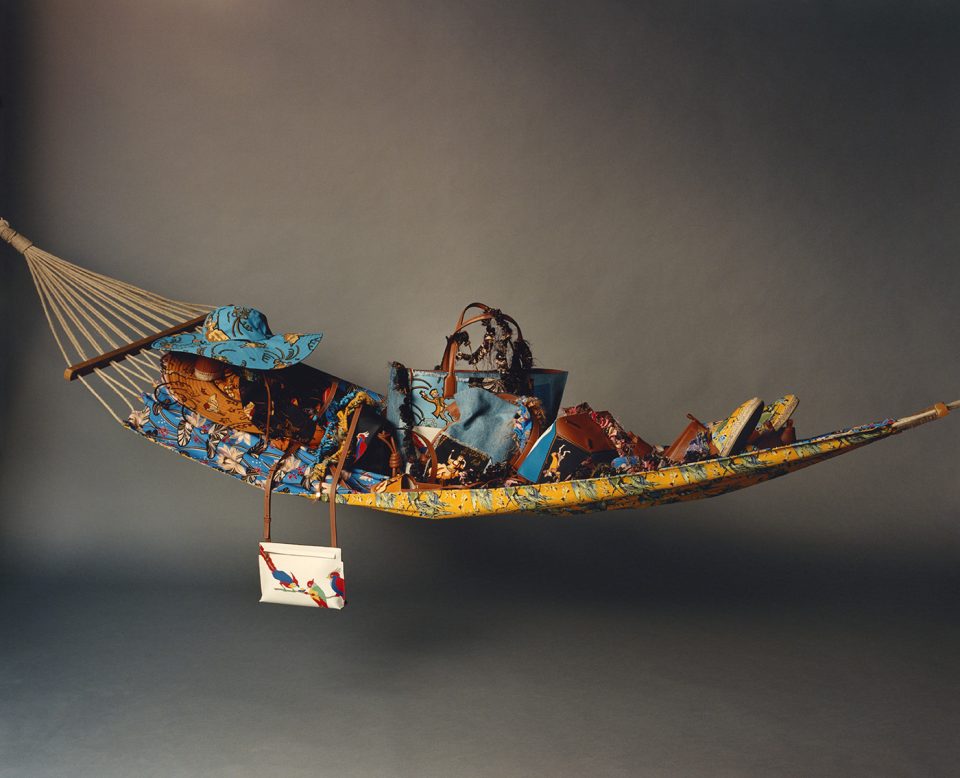 ロエベ〉イビザの伝説的なブティックとコラボ。LOEWE × PAULA'S IBIZA