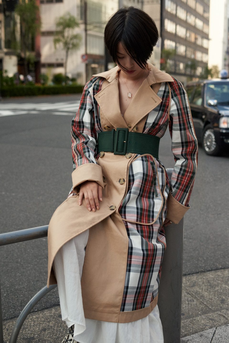 【ユニクロJW Anderson 】イギリス雰囲気漂うチェックコート ユニクロ×JW アンダーソン24年秋冬ウィメンズ、“英国の海辺”着想