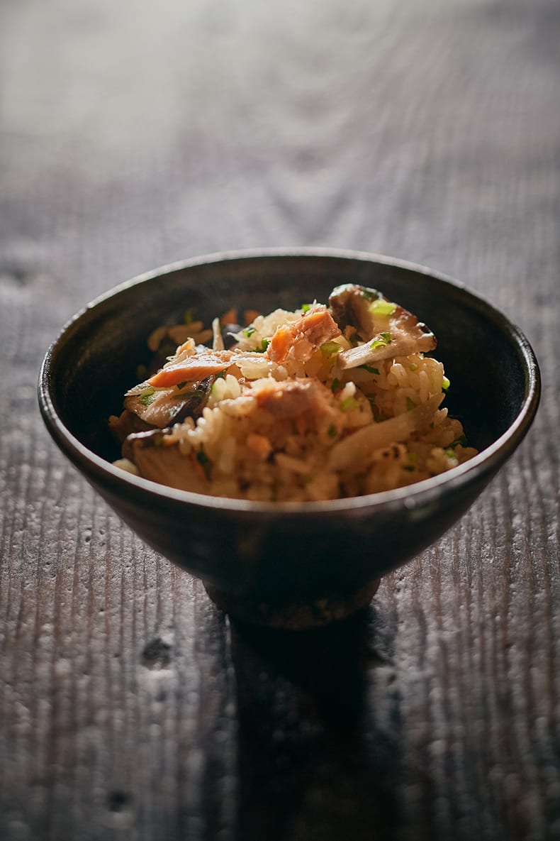 料理家・冷水さんのレシピ：第19回 鮭ときのこの炊き込みご飯