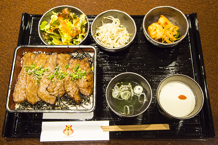 上野陽山道の和牛カルビ御膳