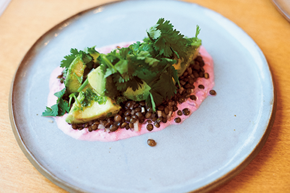 アボカドとレンズ豆のサラダ