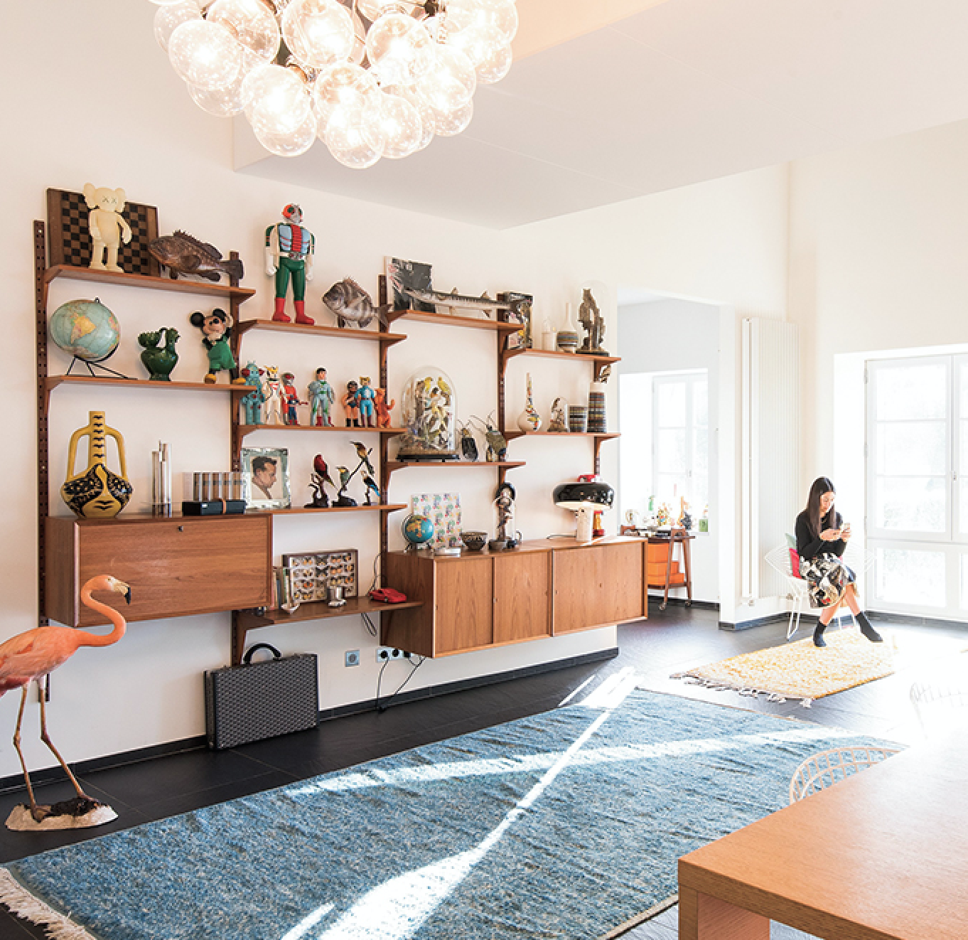 海外クリエイターの部屋と暮らし 巨大なショーケースのような家 from南