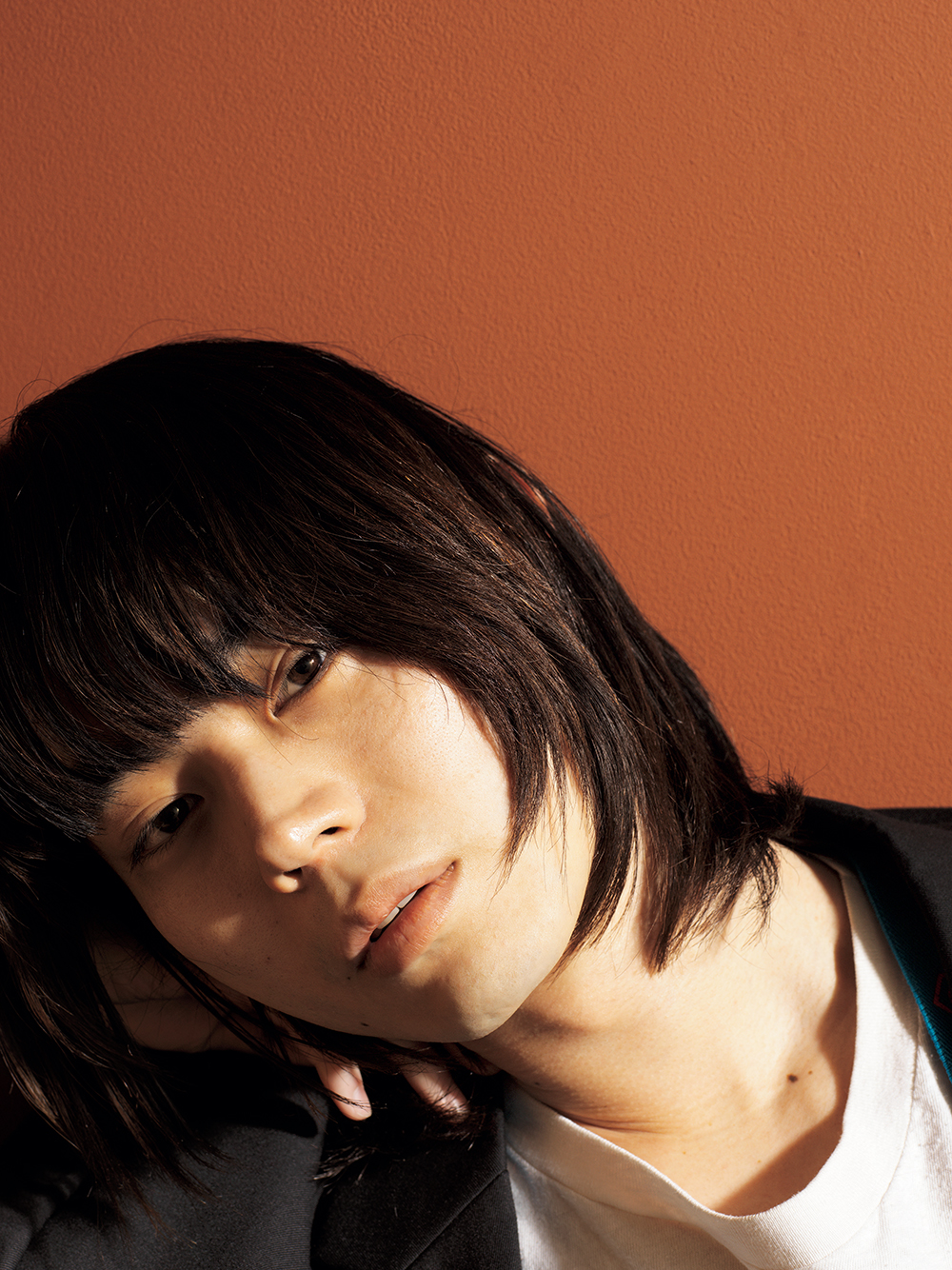 菅田将暉の奏でる、演じる、遊ぶ、仕掛けること | 【GINZA】東京発信の