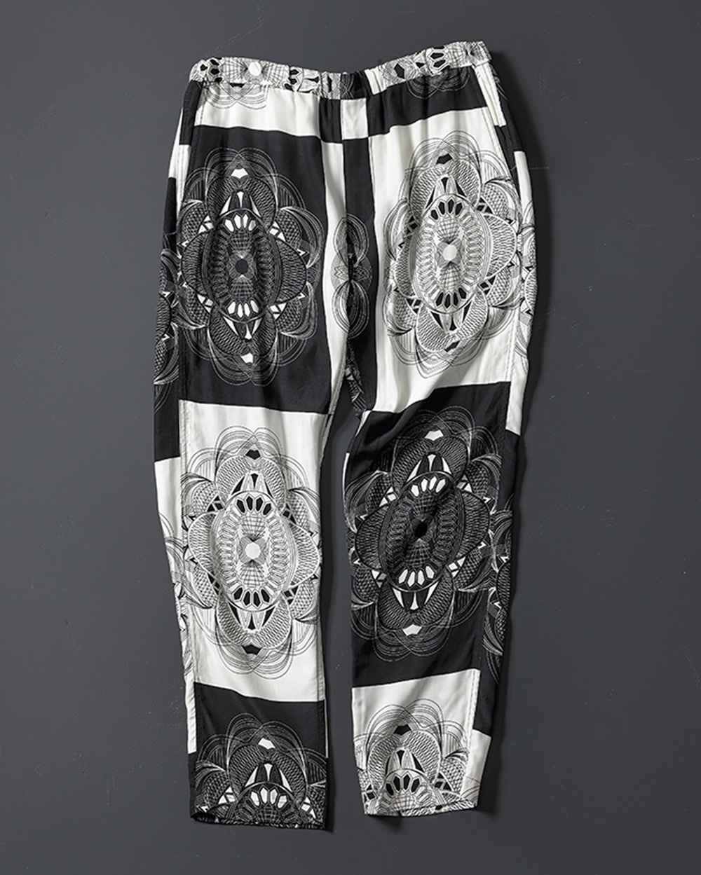 フラグスタフ ベルプリントパンツ