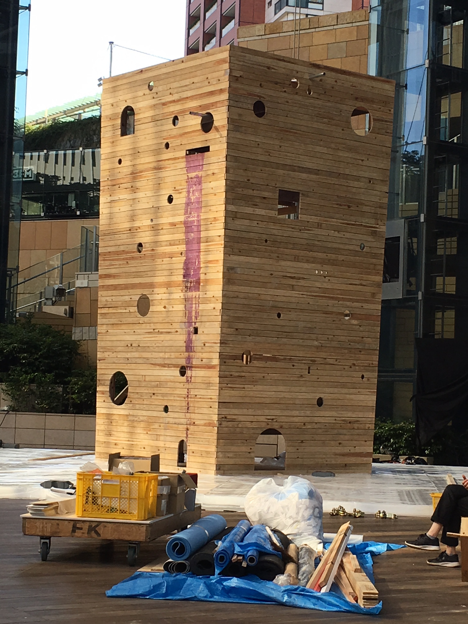 金氏徹平 「tower（THEATER)]