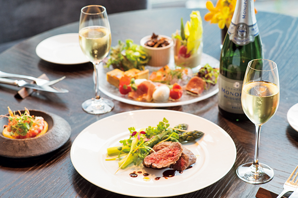 フォーシーズンズホテル シャンパンフリーフロープラン