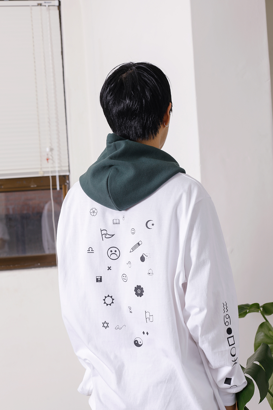 あのBLACK PINKも着てる!? 韓国の最注目ブランド〈Halominium〉は日本 