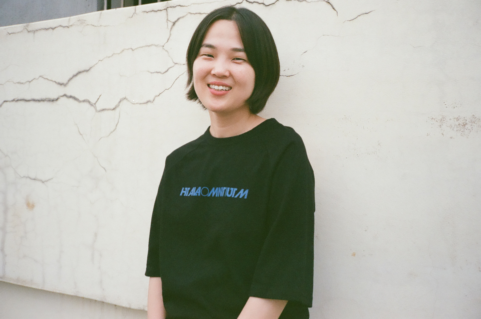 あのBLACK PINKも着てる!? 韓国の最注目ブランド〈Halominium〉は日本 