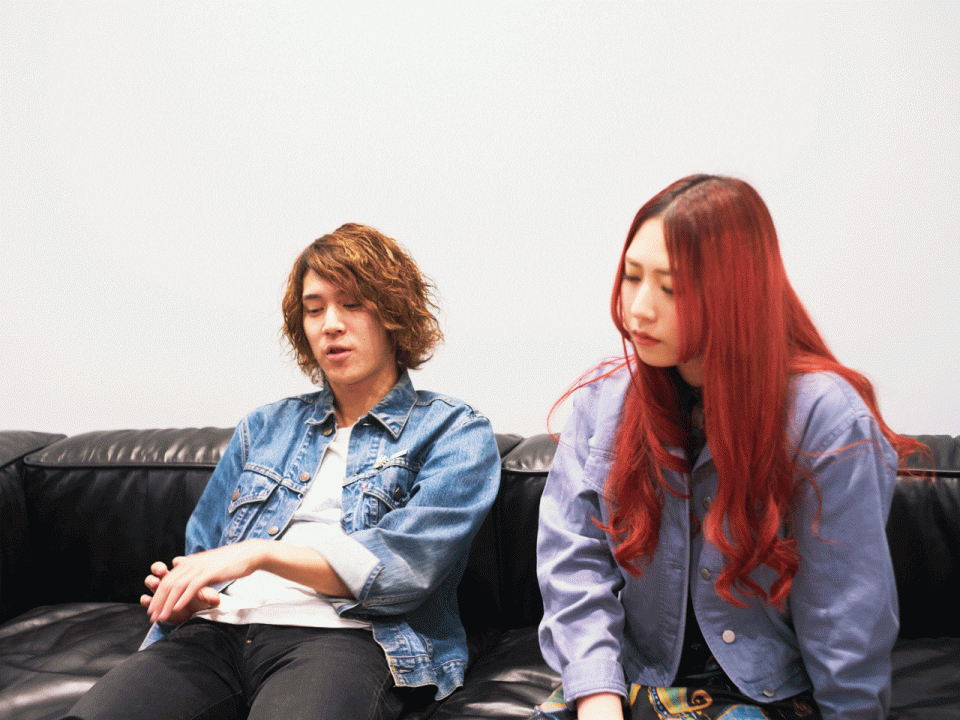 インタビュー中の様子