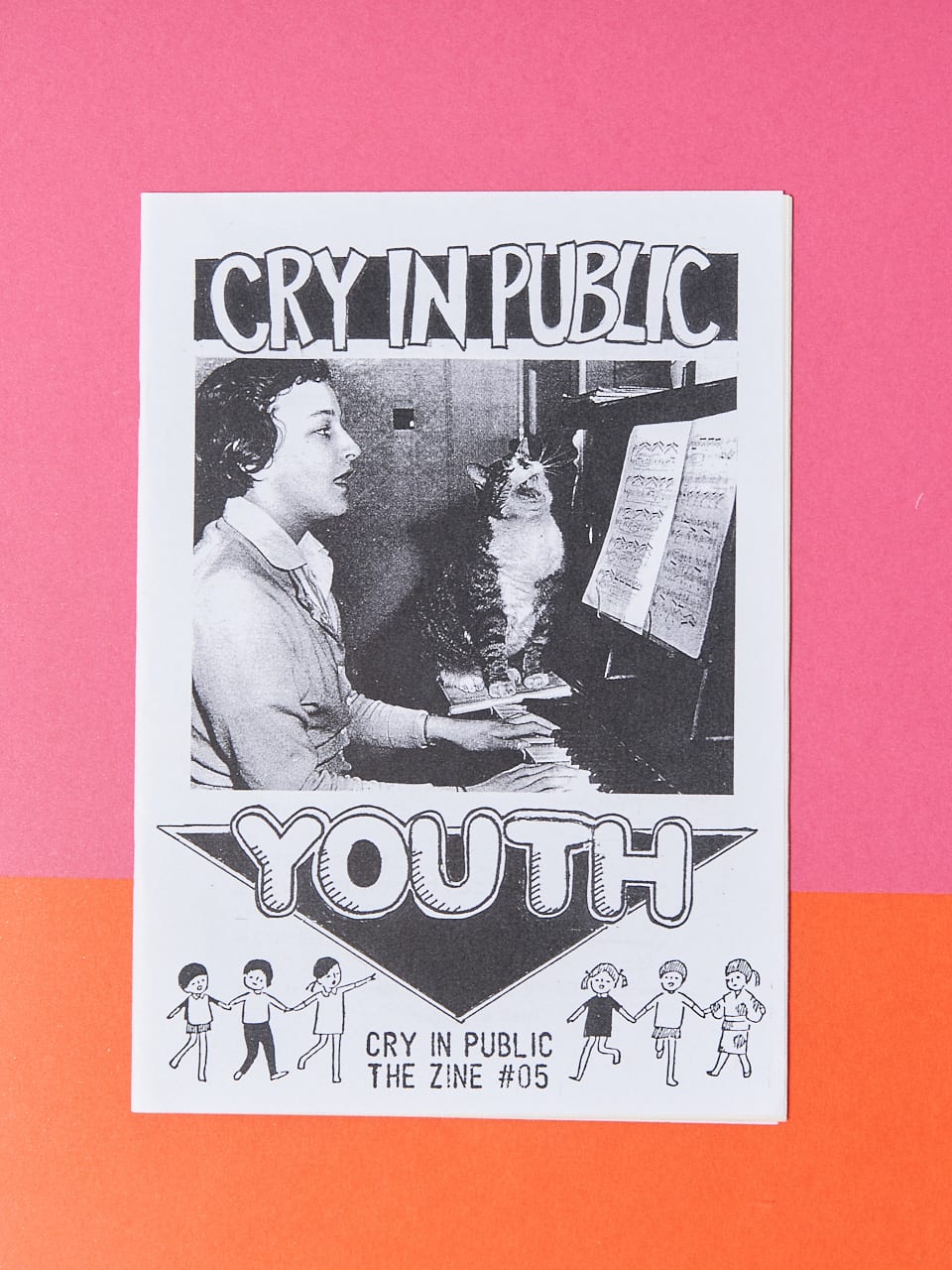 静岡県三島市を拠点に発信しつづける小さな光。ZINE「CRY IN PUBLIC