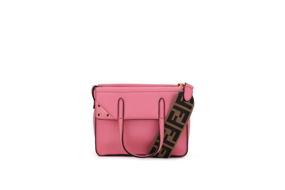 保存袋もございます2019　FENDI  フェンディ　フリップバッグ