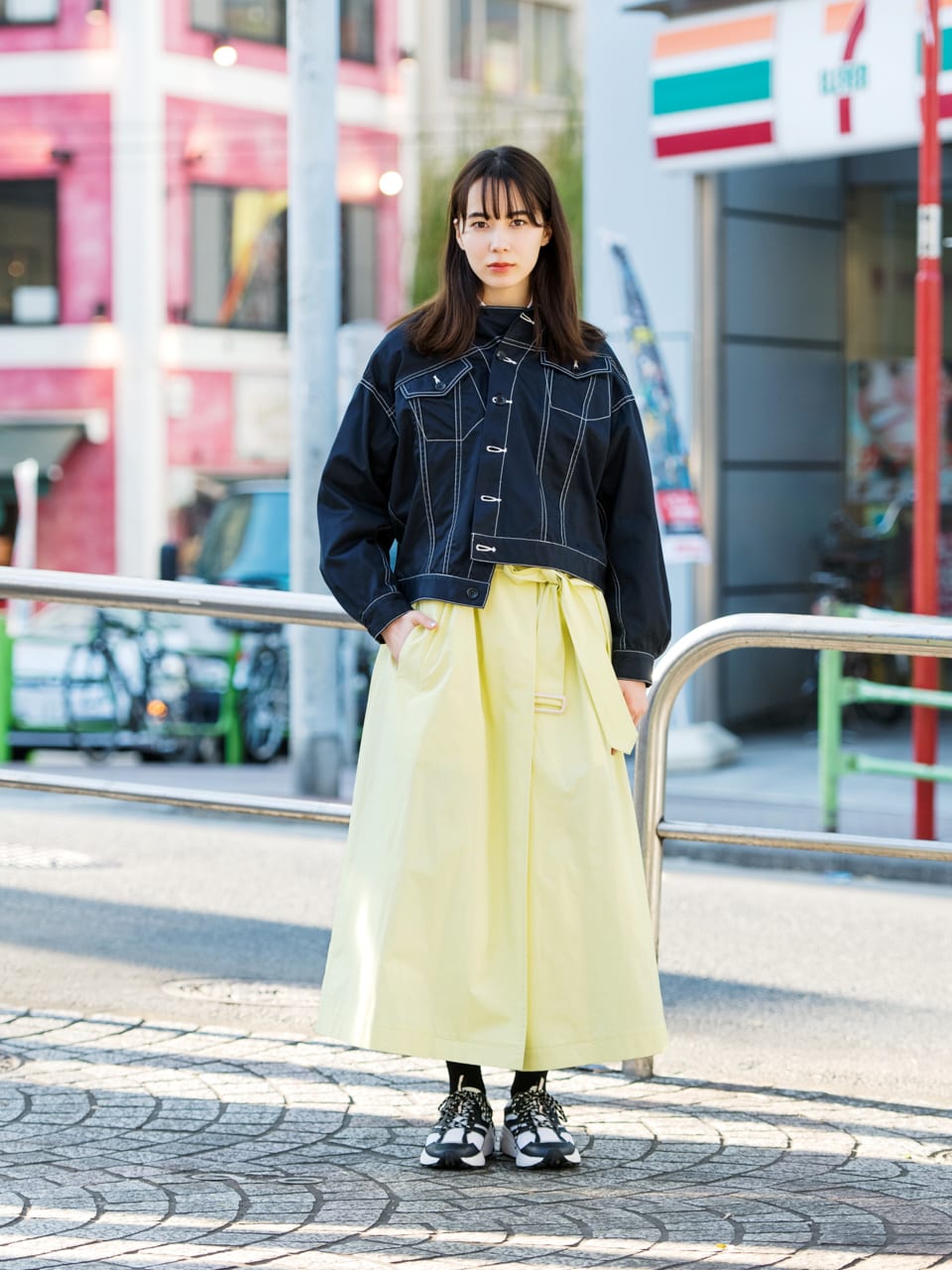 週刊誌でスキャンダル発見