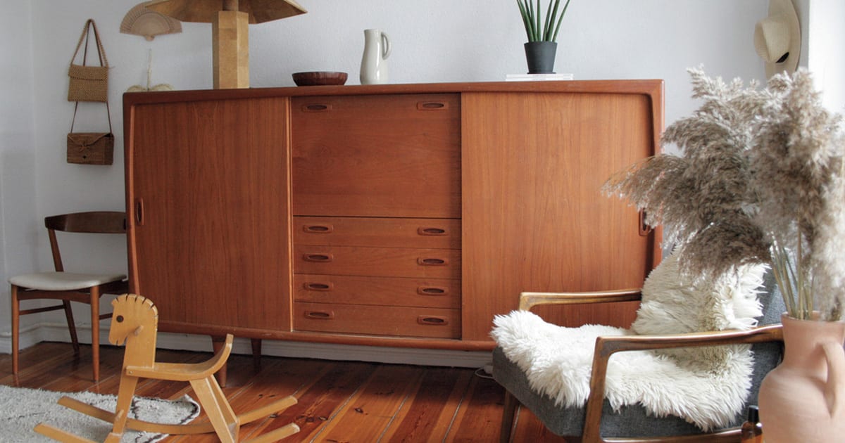 世界のレディの部屋vol.2 年代物の家具に囲まれて暮らすベルリン在住エディター 【GINZA】東京発信の最新ファッション＆カルチャー情報