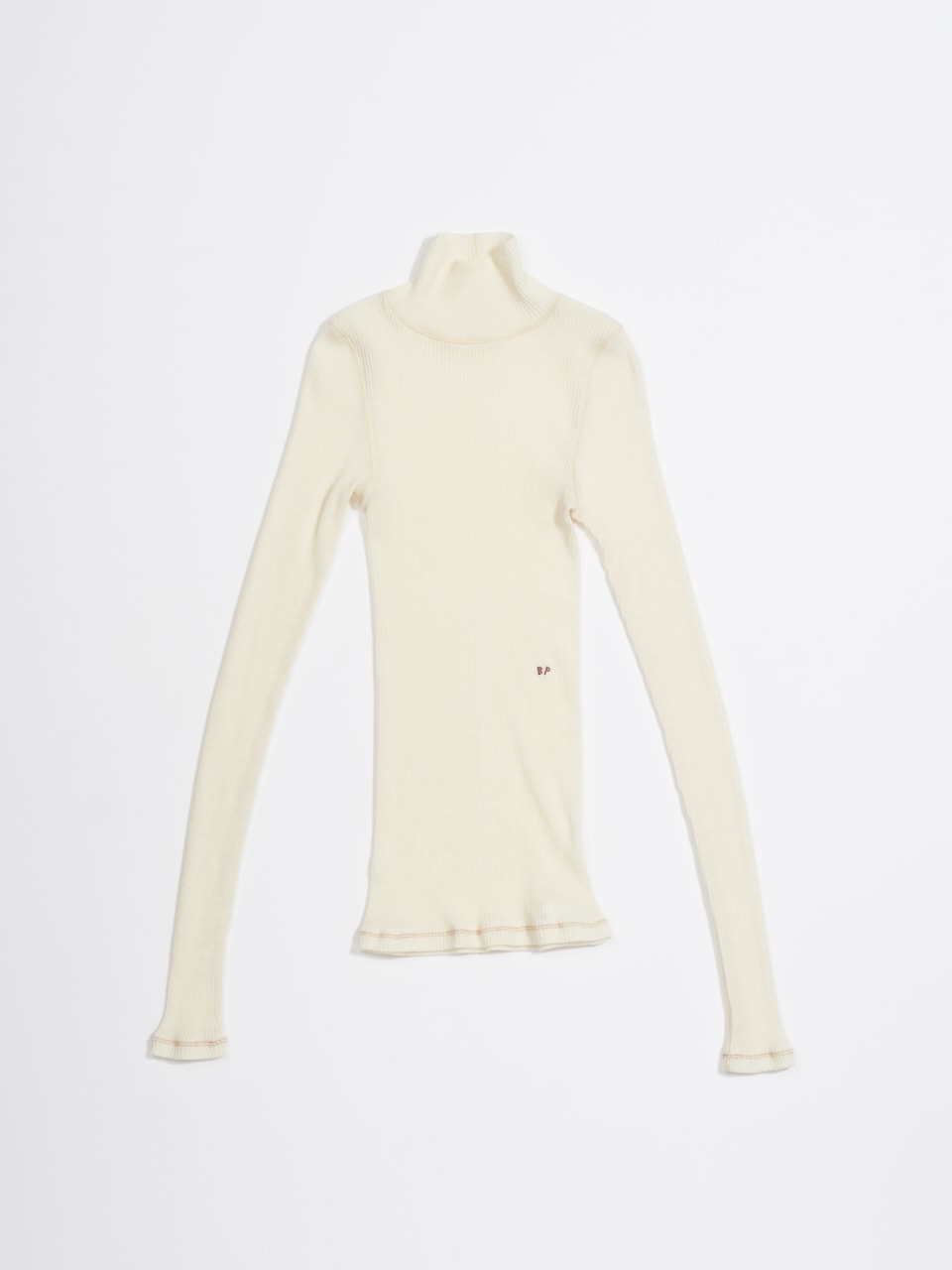 ビューティフルピープルのタートルネックニット