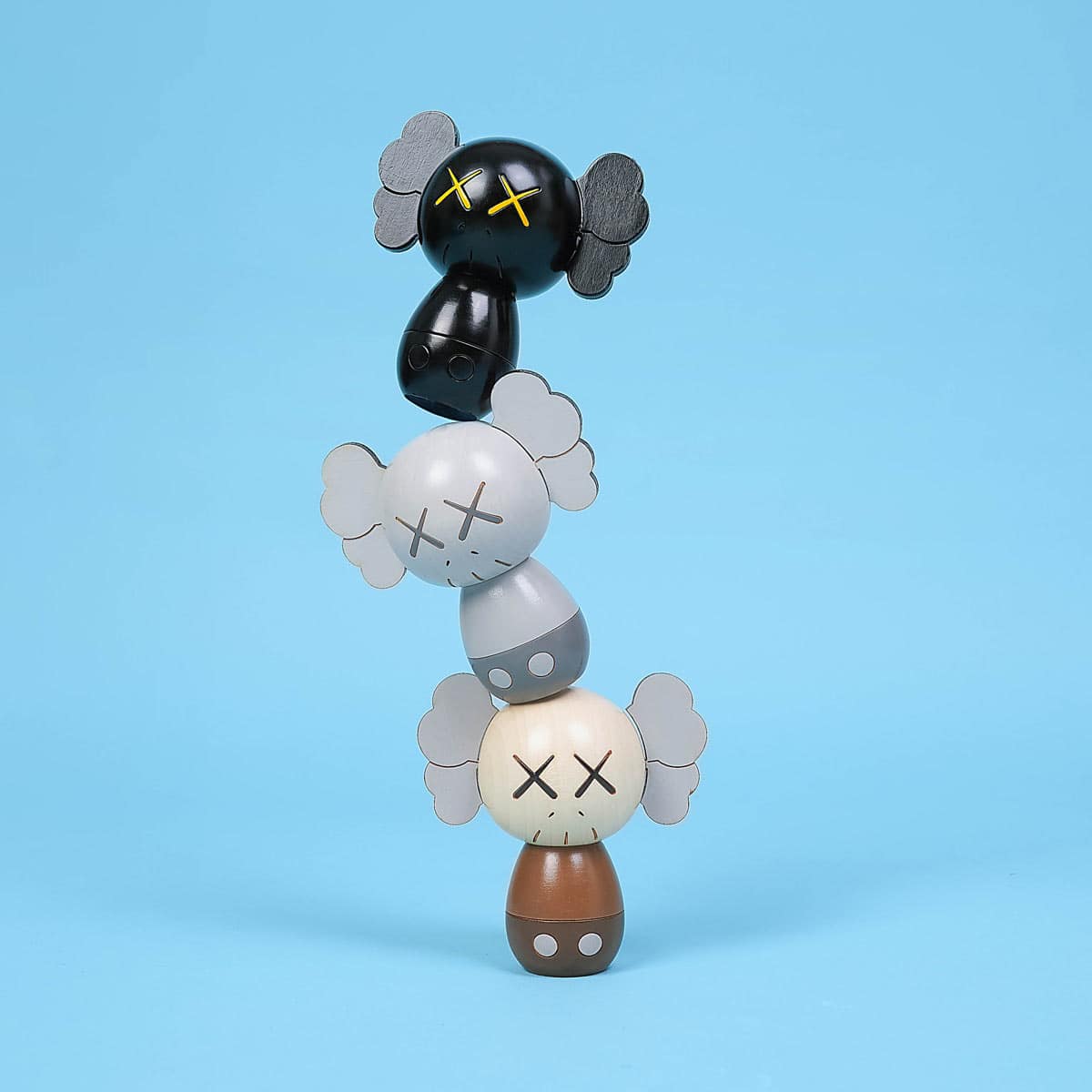 KAWS HOLIDAY (カウズ ホリデイ) JAPAN限定富士山ぬいぐるみ