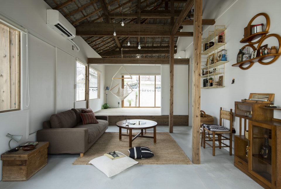 irregular INN Nakijin リビング