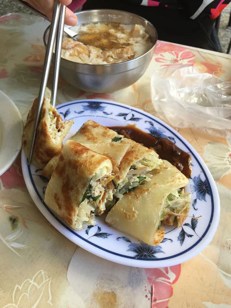 ステレオテニスさんの旅 朝ごはん