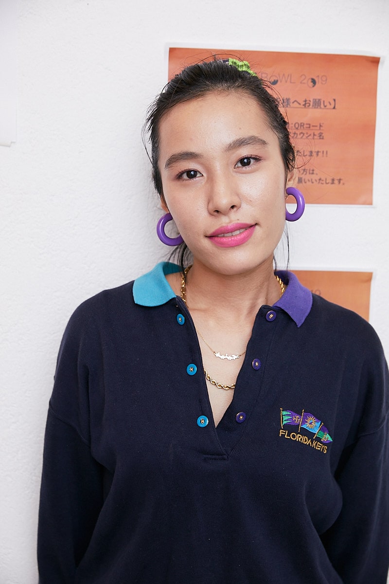 お団子ヘアピース 乱れたおだんごヘアピース 1 個、乱れたおだんごヘアシュシュ合成波状カーリー シニョン ポニーテール ヘア エクス 2025年  y2k 乱雑なお団子ヘアピース 爪クリップ お団子ヘア 合成 波状カーリー シニヨン おだんごヘア 女性用 エクステンション 乱れた ..., image size:800x1200