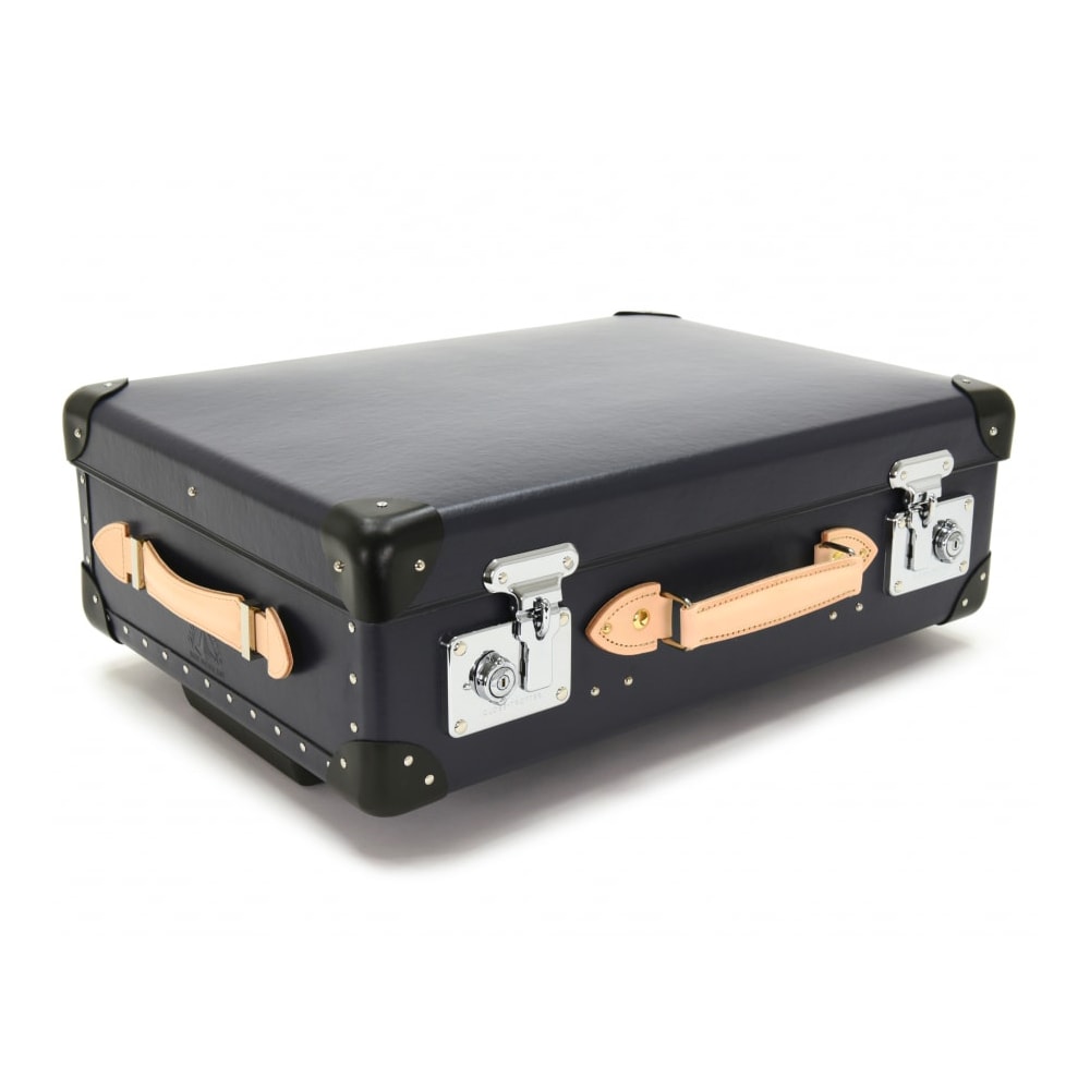 テレンス・コンラン×グローブ・トロッターのトラベルケースが限定発売