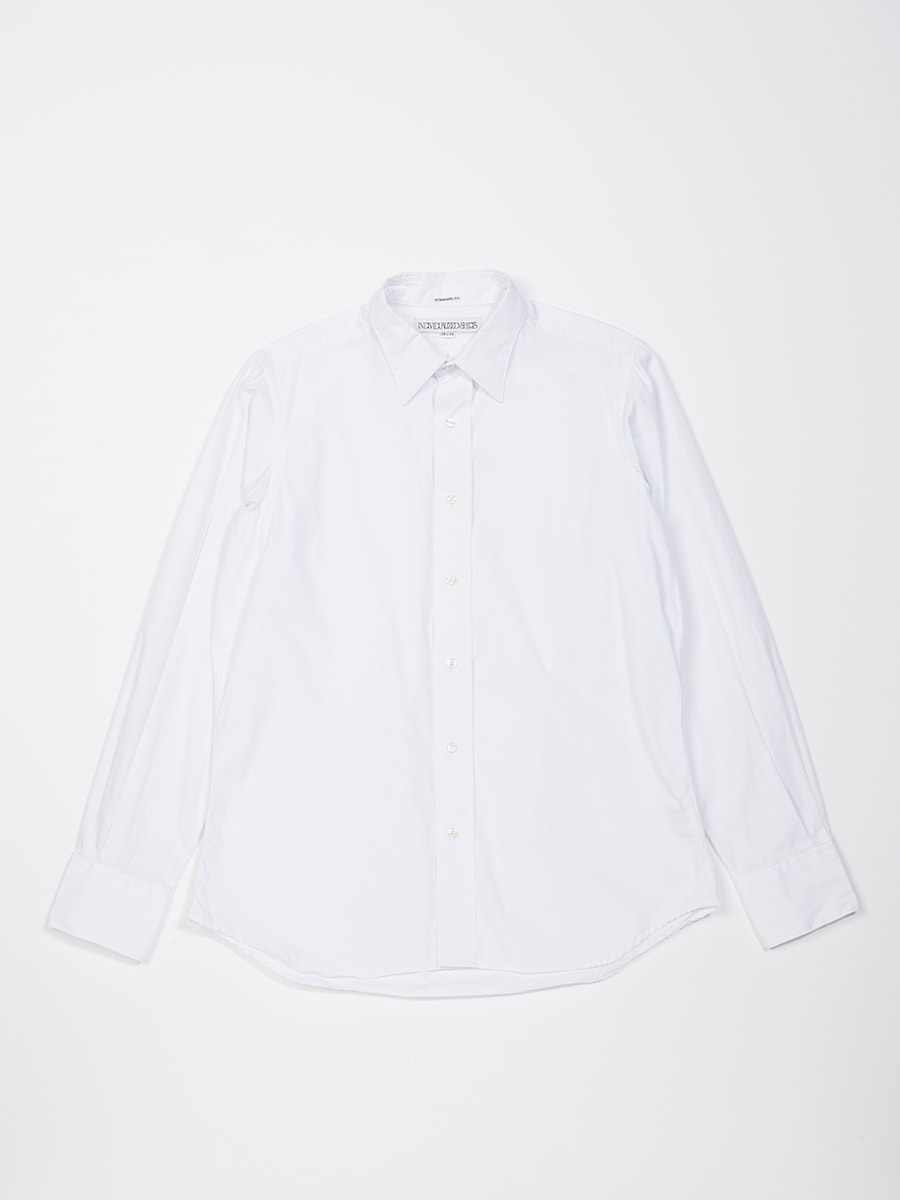 インディビジュアライズド シャツのホワイトシャツ