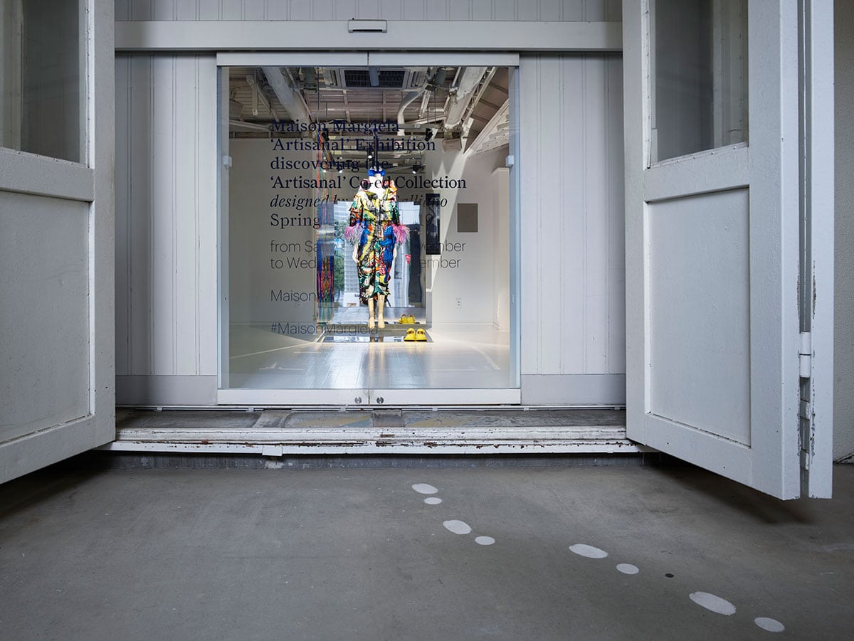 「アーティザナル」展 エントランス