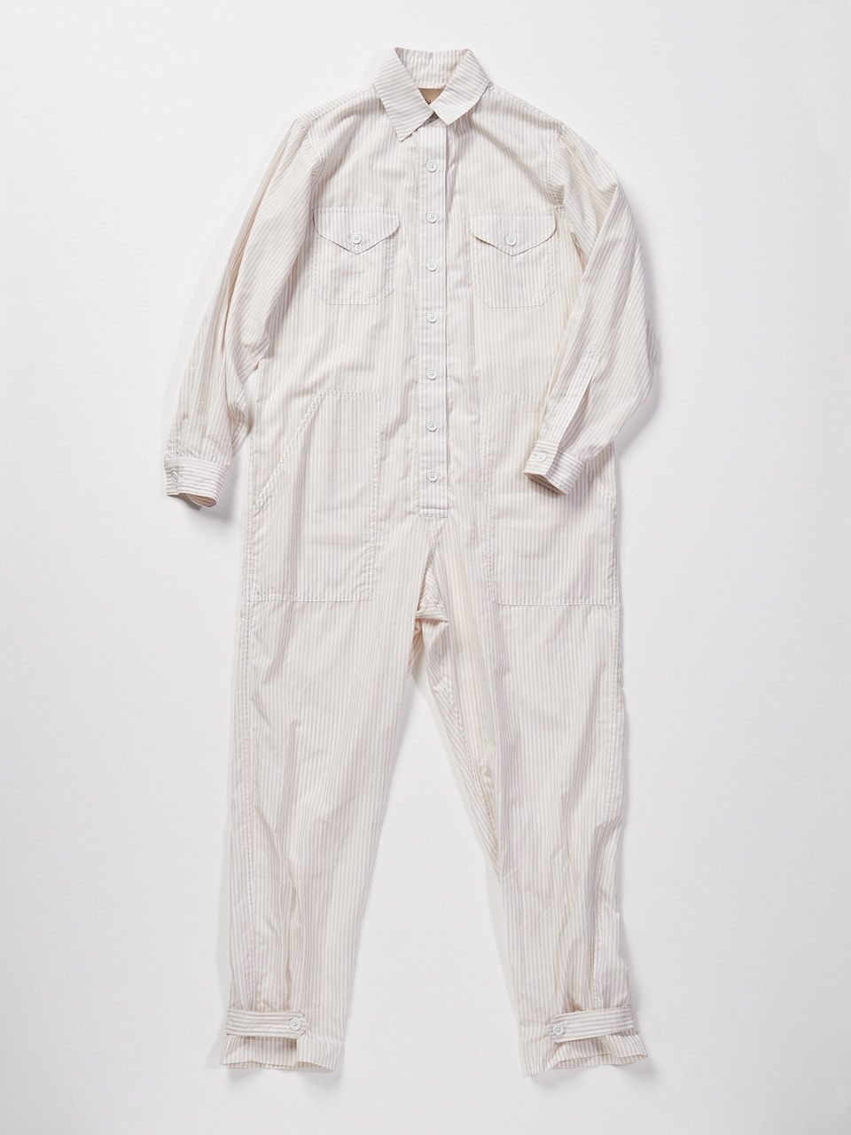 ジャンプスーツ