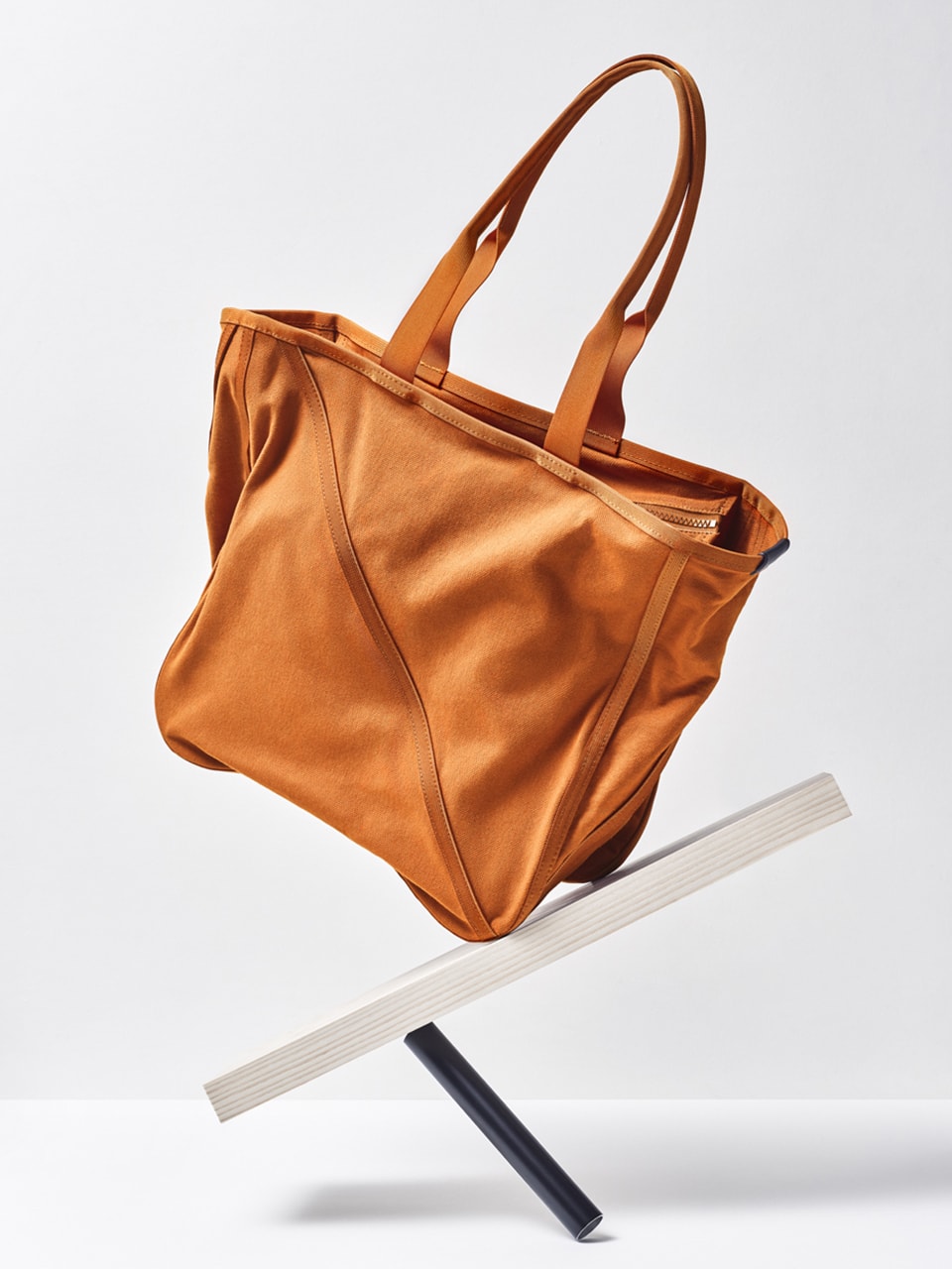 キャンバス地で使いやすい！GOOD GOODS ISSEY MIYAKEの新作“WAKU 