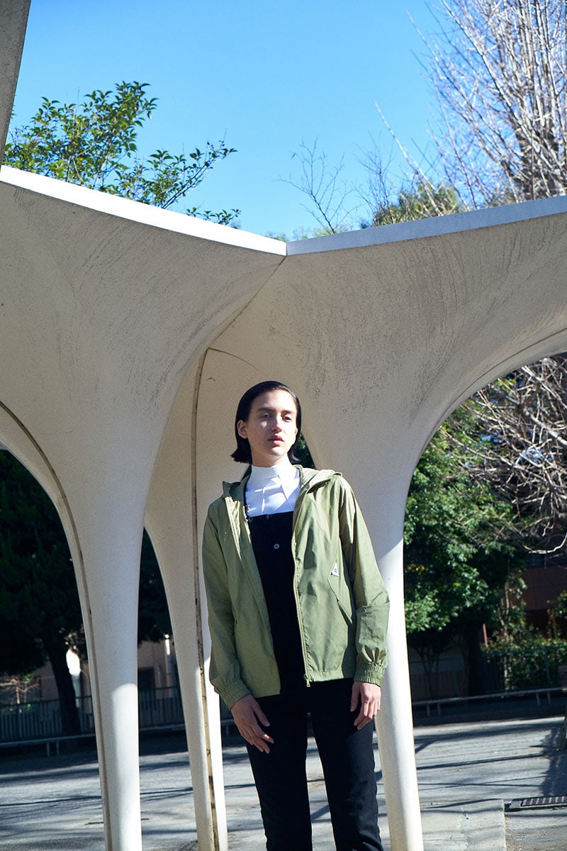 フードパーカー「ダンサー」