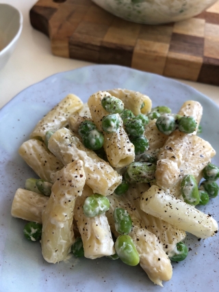 ヴィーガンレシピ アスパラと豆とクリームチーズのパスタ