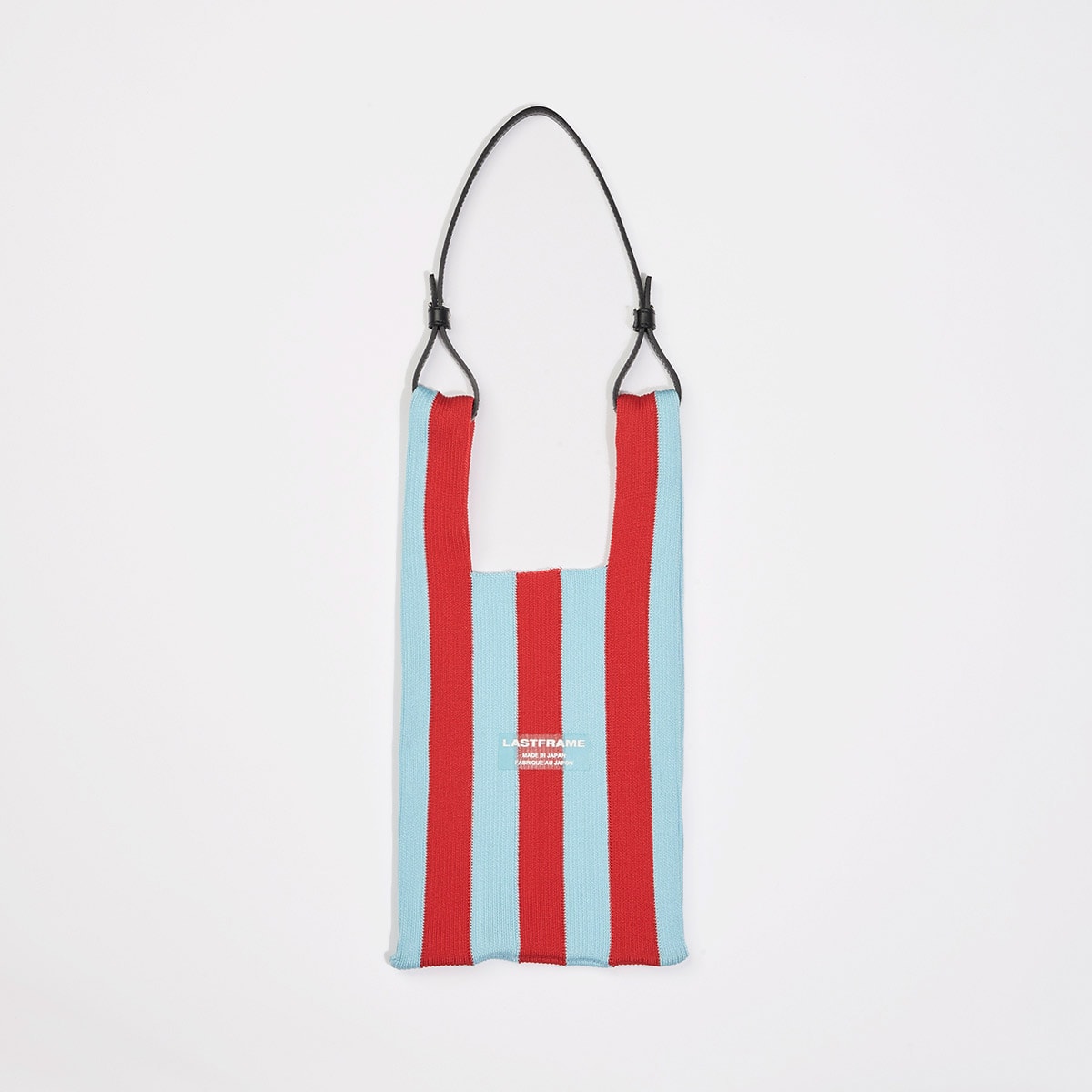 ラストフレームのカラーバッグ