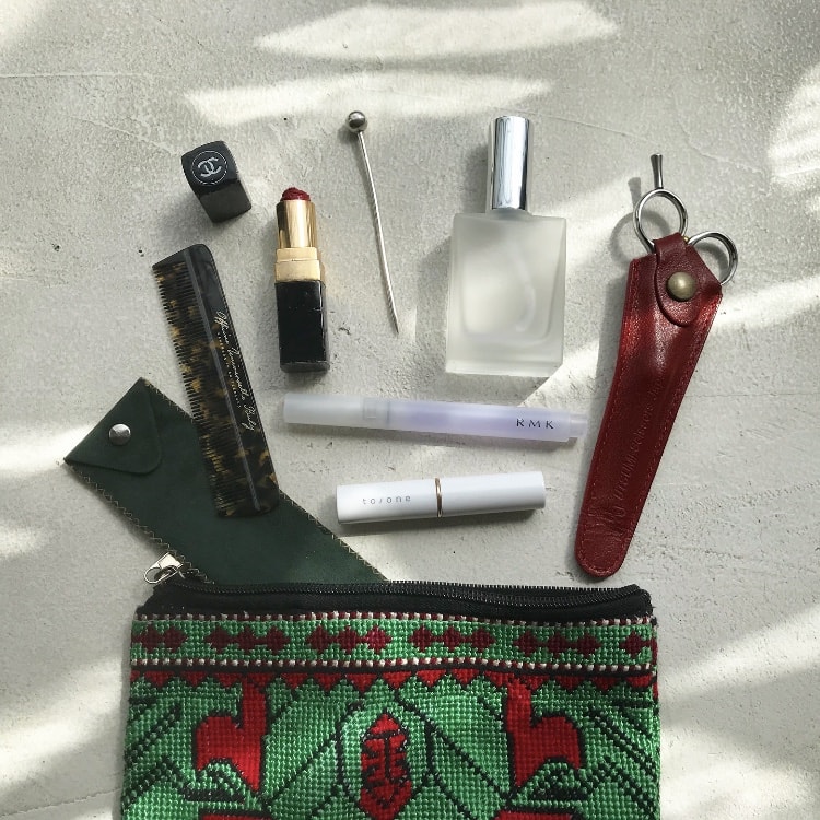 美女の輪　TETRO