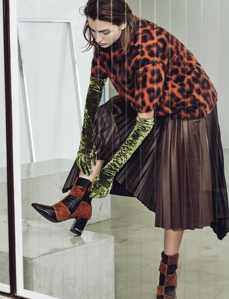 かっこいい三種の神器 レザープリーツスカート