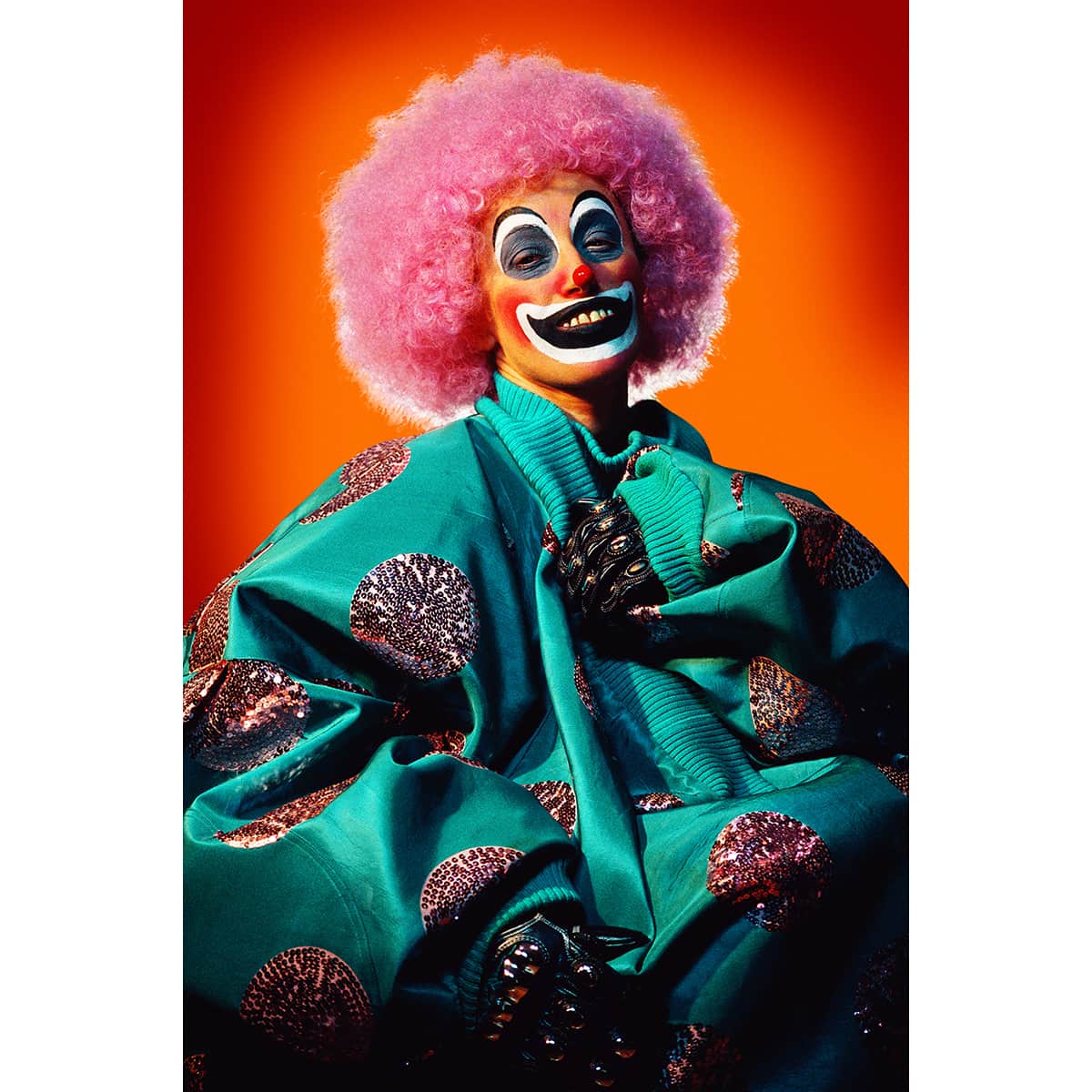 シンディ・シャーマンの作品が「フォンダシオン ルイ・ヴィトン」に