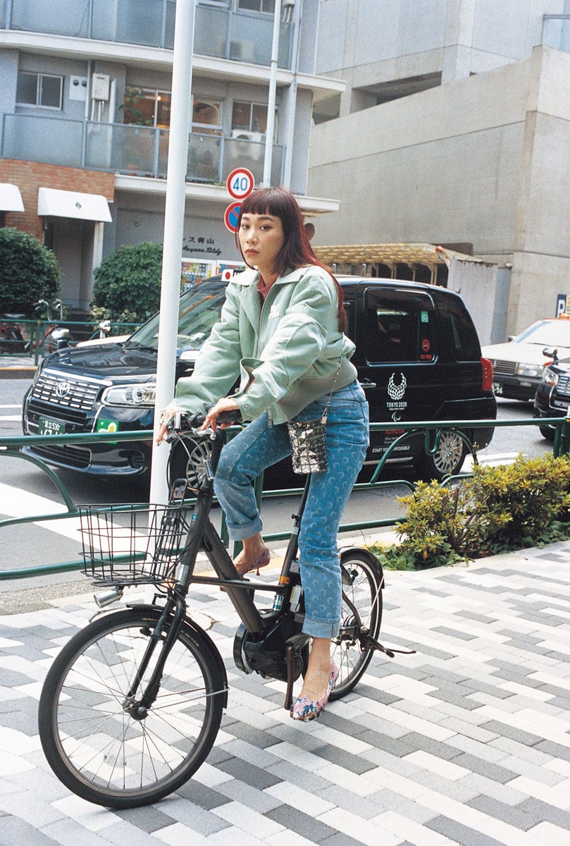 マドモアゼル・ユリア DJ、着物スタイリスト