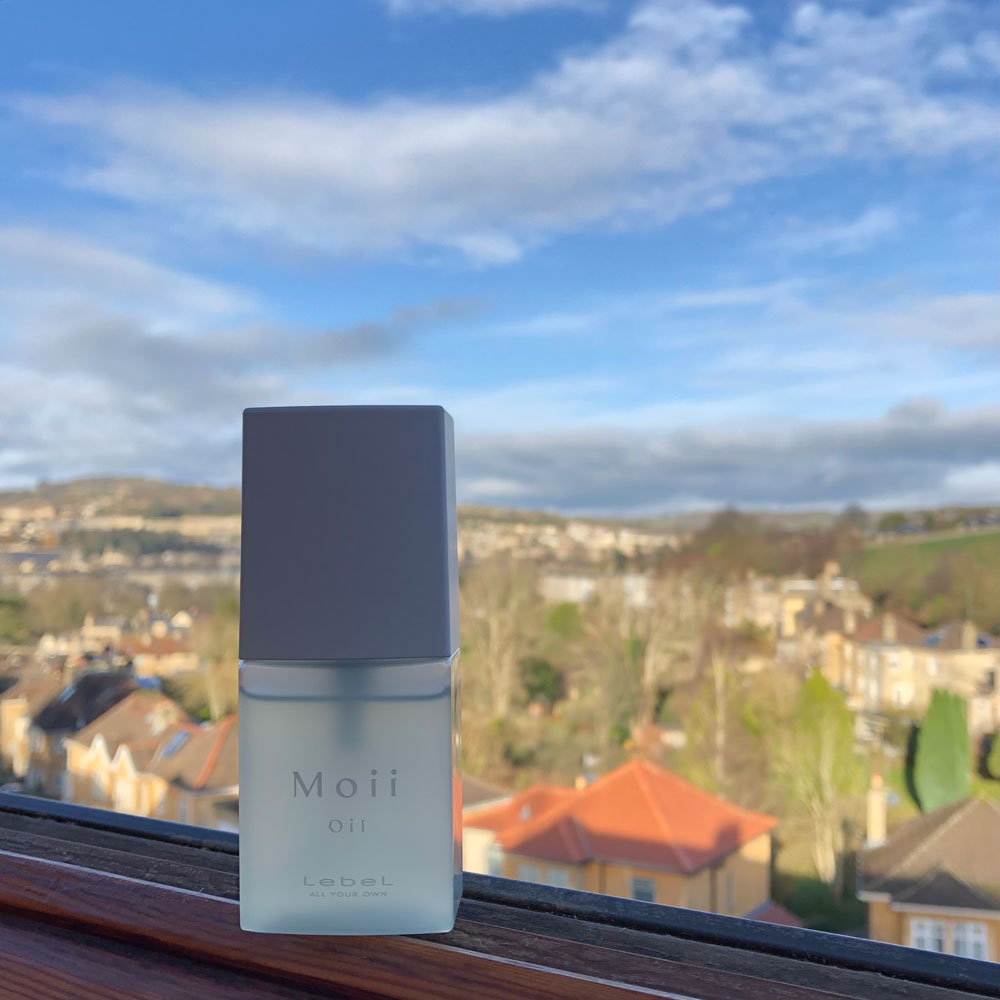 美女の輪 ポーチの中身