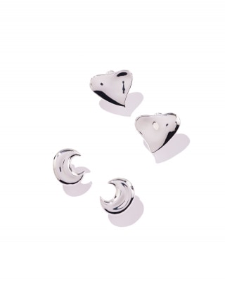 イリスフォーセブンのイヤリング