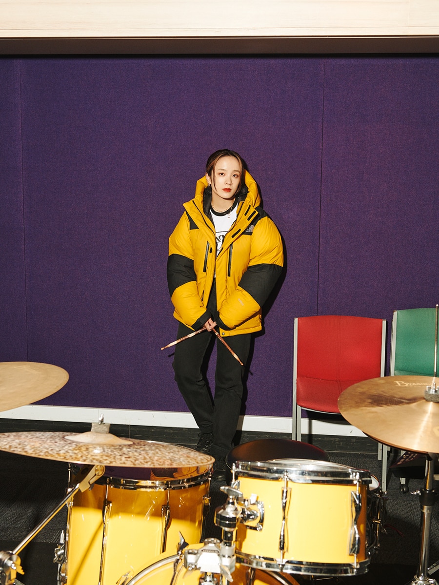 雨のパレード 大澤実音穂 ザ・ノース・フェイス ダウンジャケット