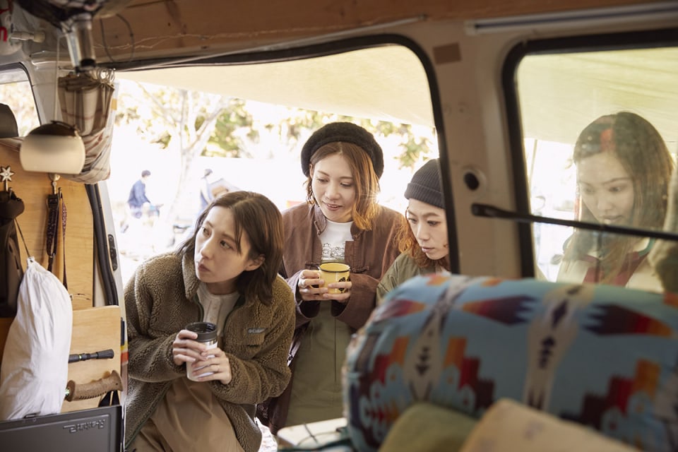 コロンビア,colombia,キャンプ,アウトドア,焚き火,キャンピングカー,スナップ,キャンプ女子