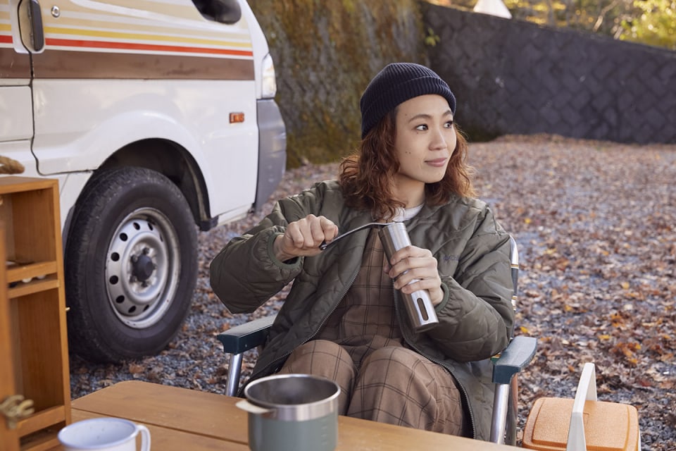 コロンビア,colombia,キャンプ,アウトドア,焚き火,キャンピングカー,スナップ,キャンプ女子