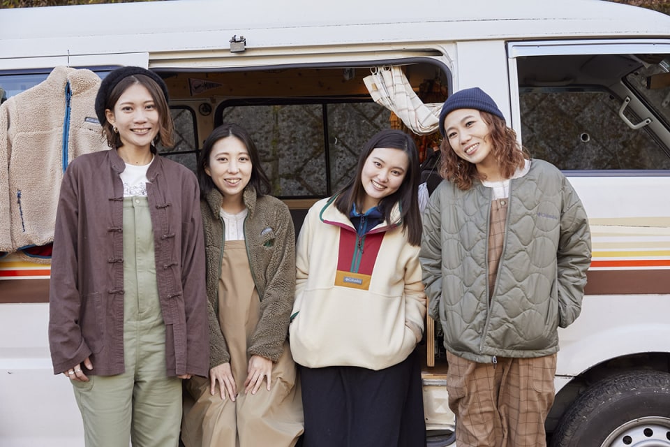 コロンビア,colombia,キャンプ,アウトドア,焚き火,キャンピングカー,スナップ,キャンプ女子