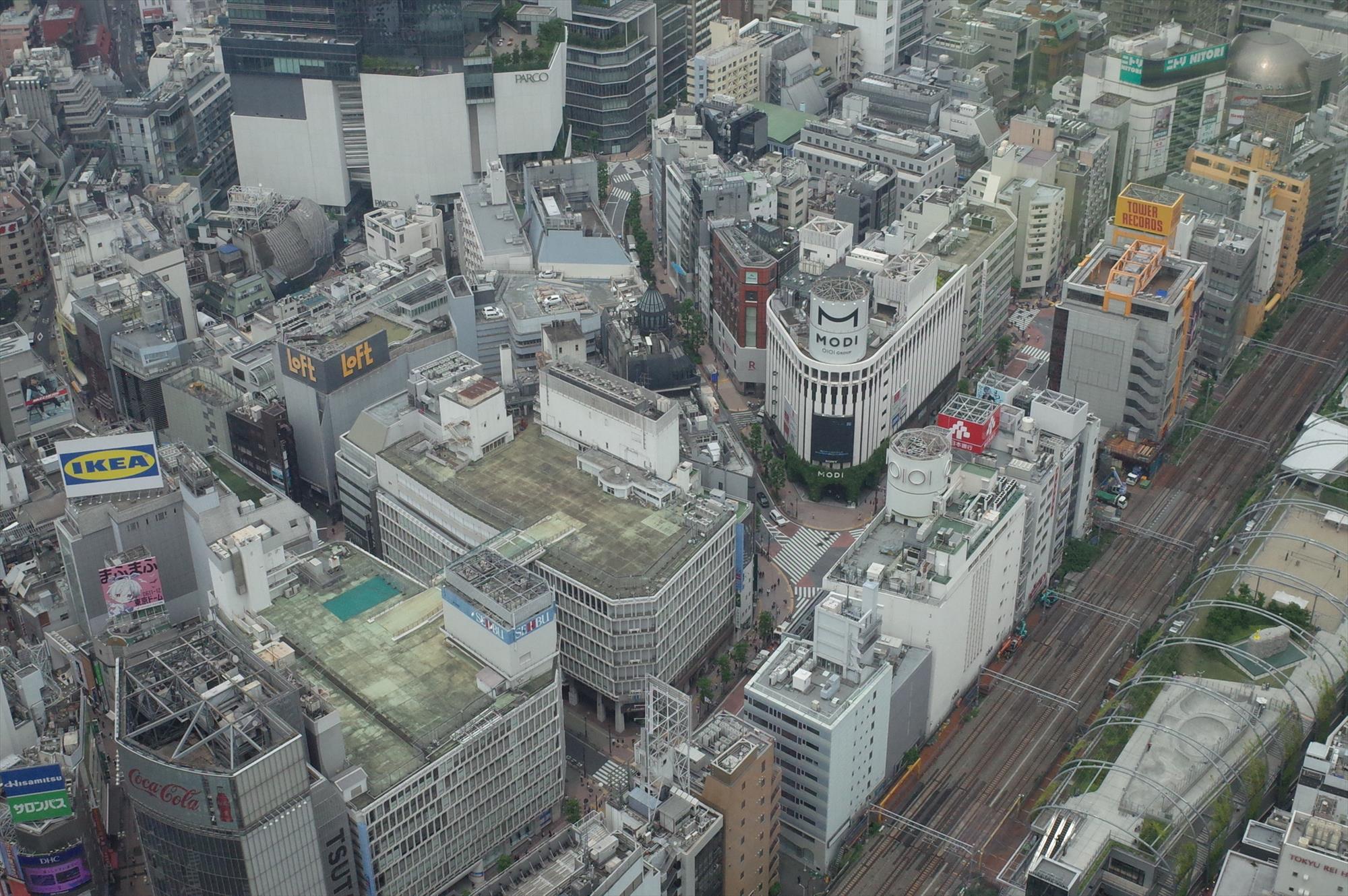 「DOWN TO TOWN」展