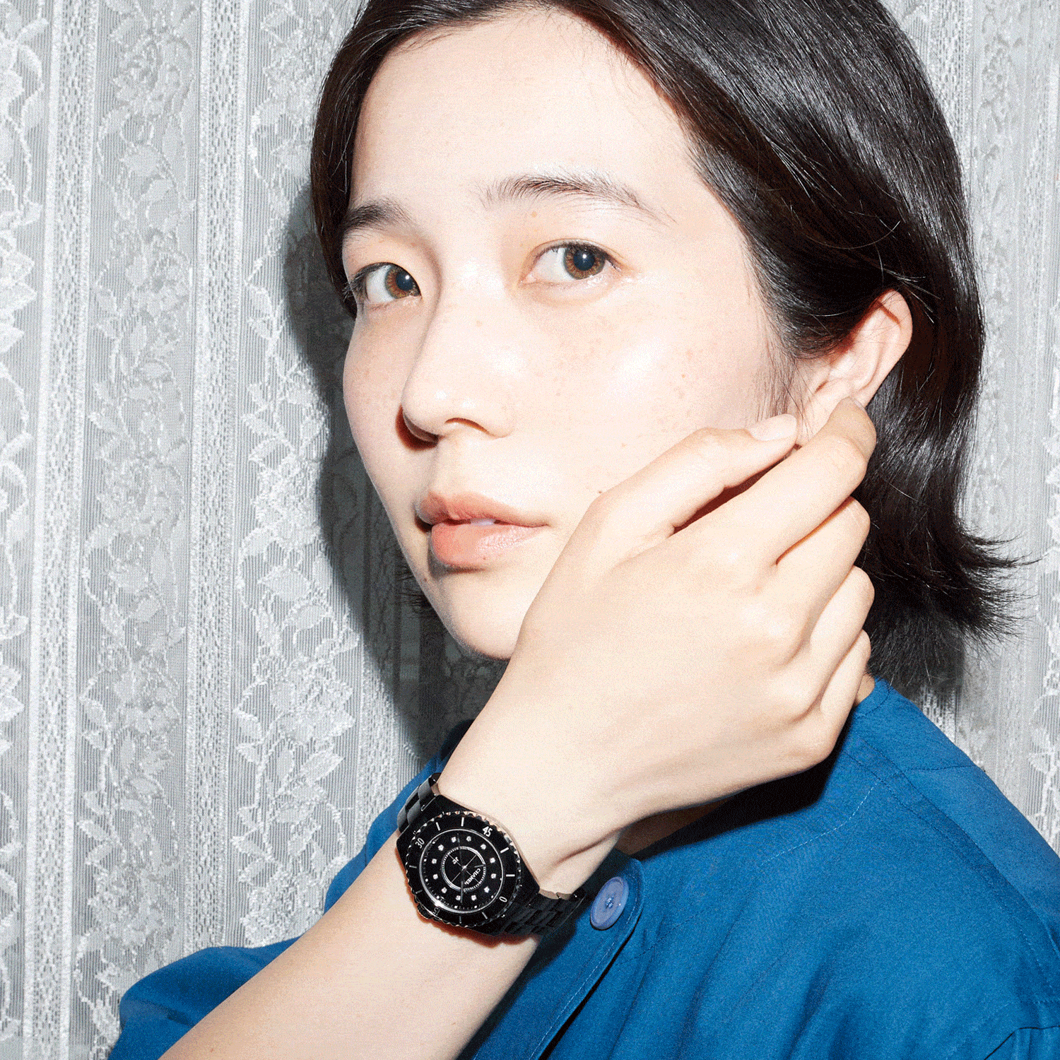 時計をつけたharu.