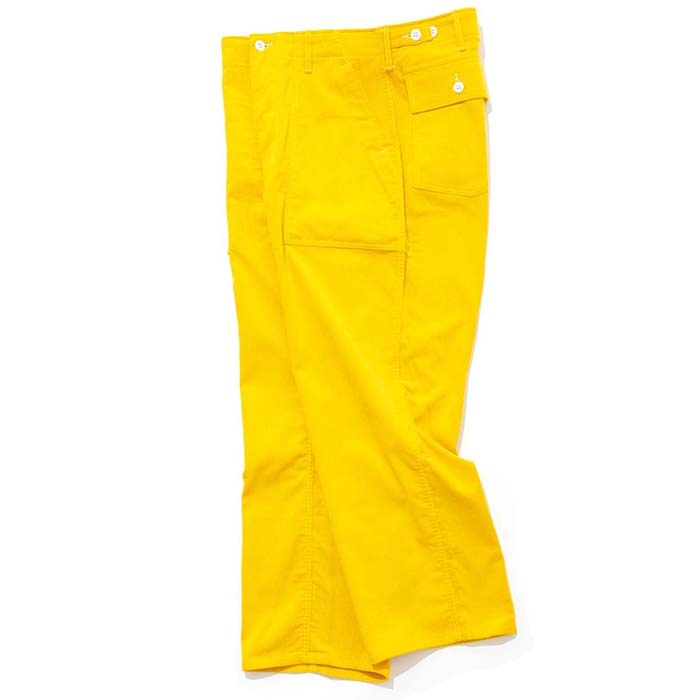 スタイリスト石井大さんがすすめる、メンズ服のベーシック vol.2 #TUKIのコーデュロイパンツ