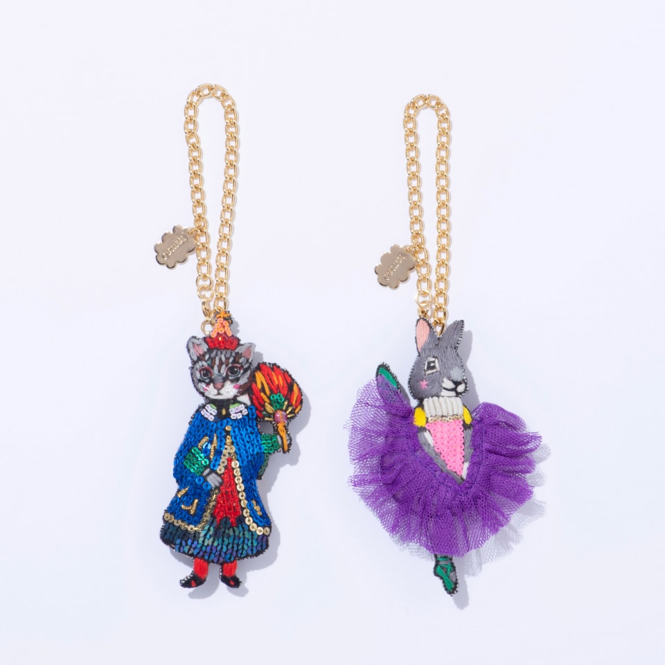 招き猫の置物、小動物モチーフのチャーム…etc. 選りすぐりの開運アイテム8選【冬ギフト100】