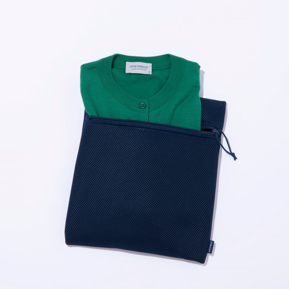 招き猫の置物、小動物モチーフのチャーム…etc. 選りすぐりの開運アイテム8選【冬ギフト100】