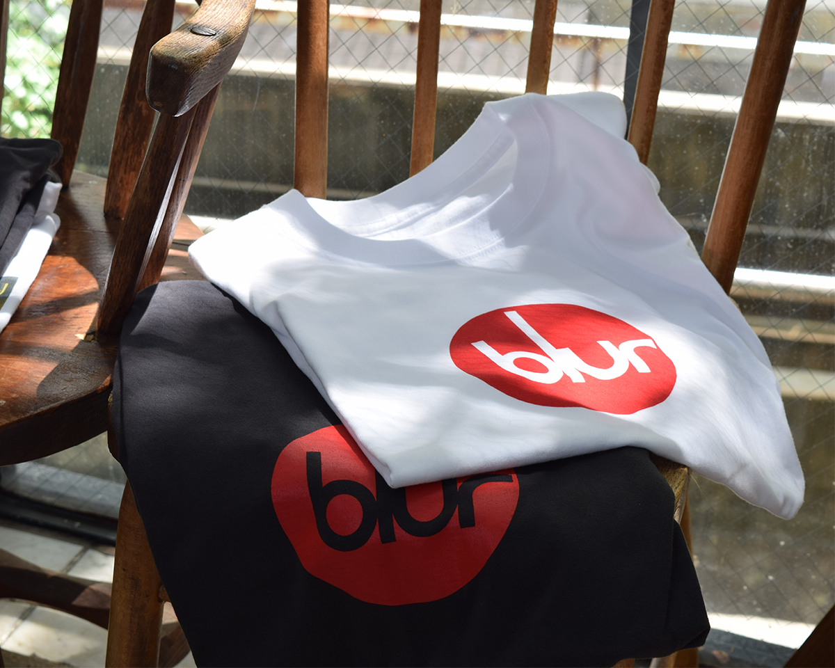 ロックバンド「Blur」の6種類のTシャツが発売！ | 【GINZA】東京発信の