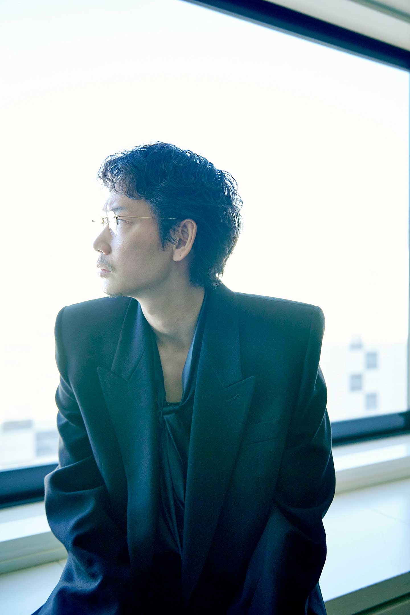 綾野剛が「How are you?」を大切にする理由 | 【GINZA】東京発信の最新